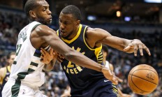 九游娱乐入口-雄鹿队强势进入季后赛，成为东部夺冠热门