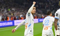 九游娱乐入口-摩纳哥逆转取胜，赛后球员沸腾欢庆