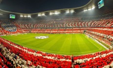 九游娱乐官方-F1新赛季揭幕战之夜，孙兴慜上演绿茵场上的冠军级超车