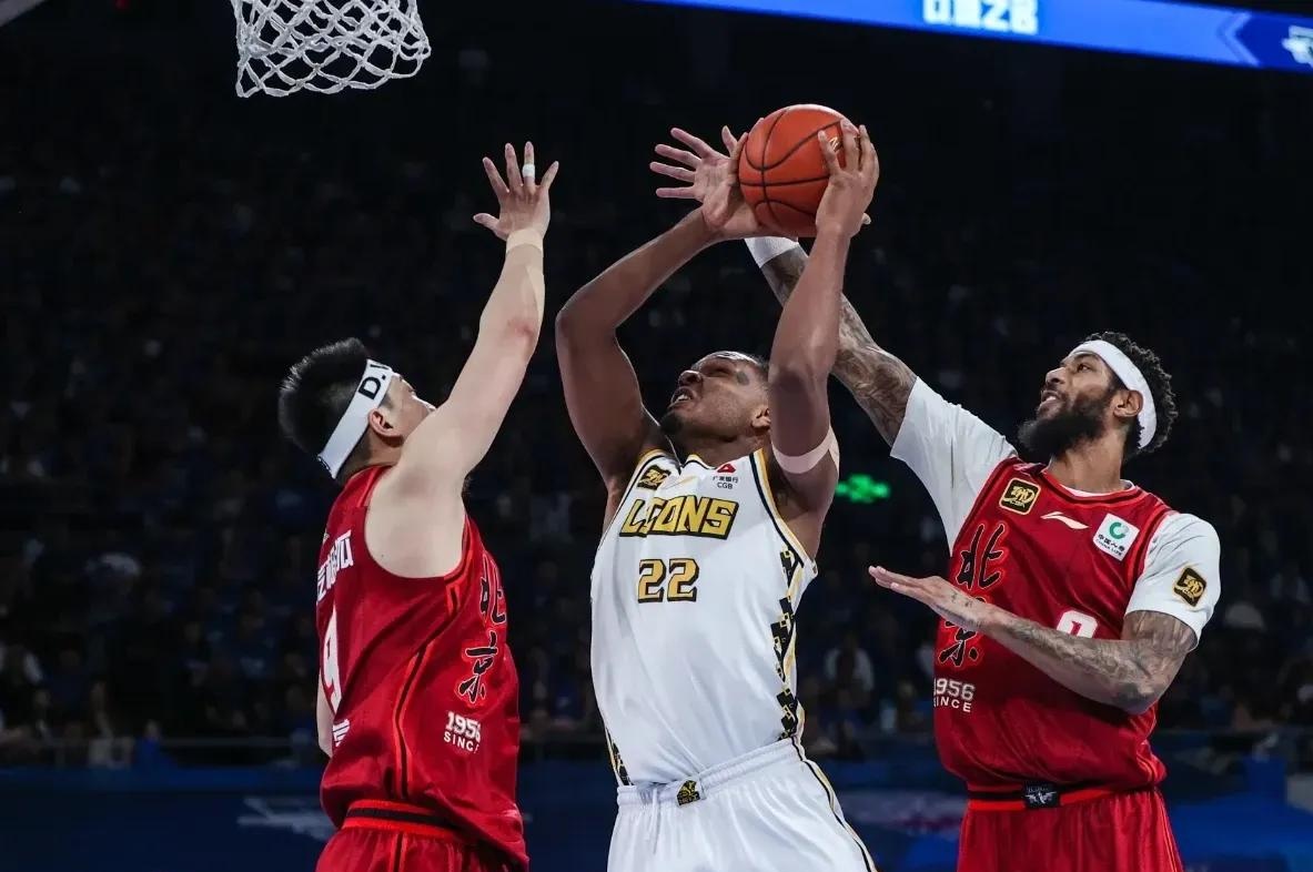 湖南男篮客场击败浙江队,稳固前八的简单介绍 湖南男篮客场击败浙江队,稳固前八的简单介绍