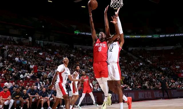 替补球员在比赛中绝杀，成为全场焦点