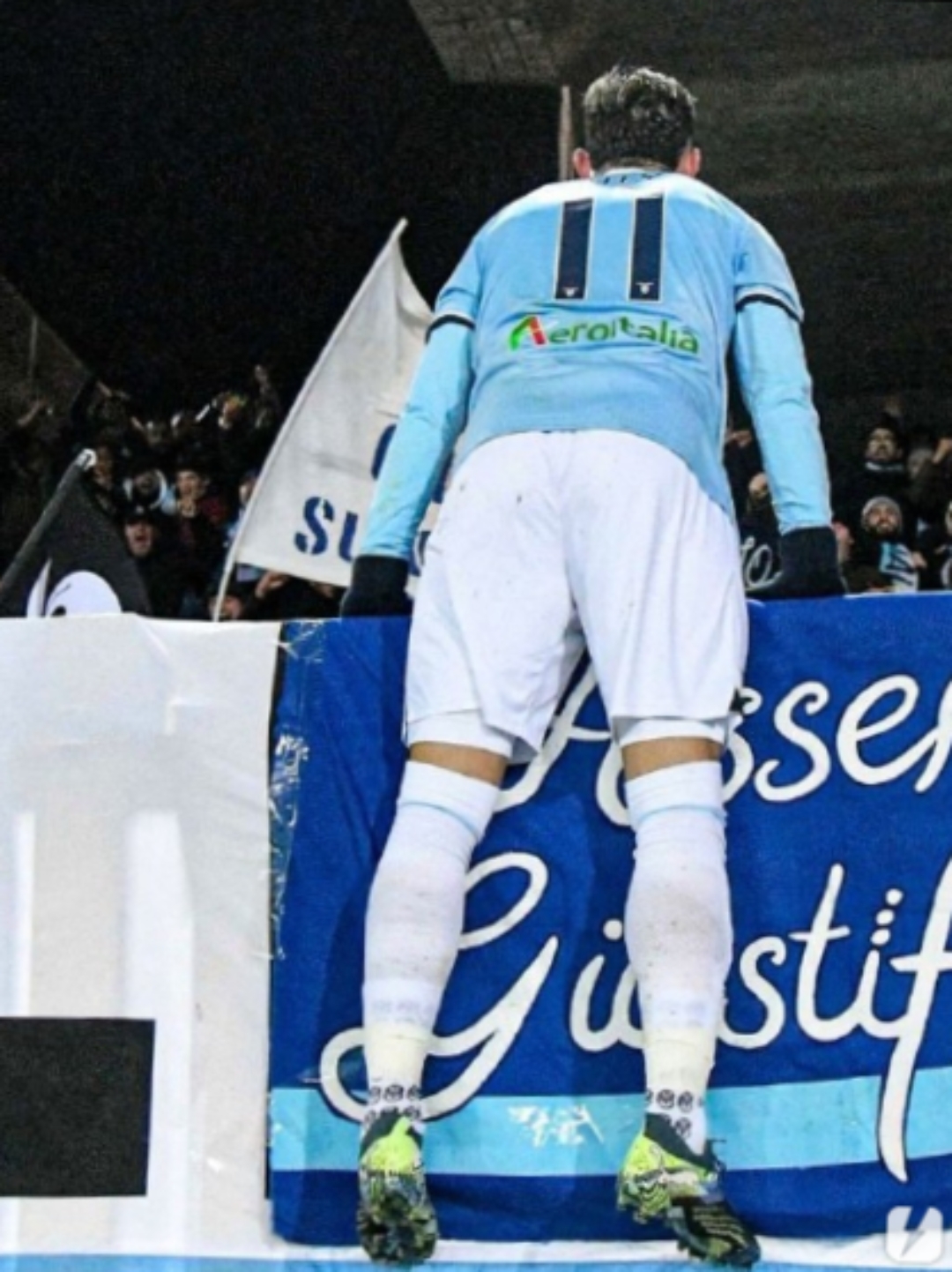 拉齐奥中场压哨绝杀，帮助球队逆转战胜对手的简单介绍