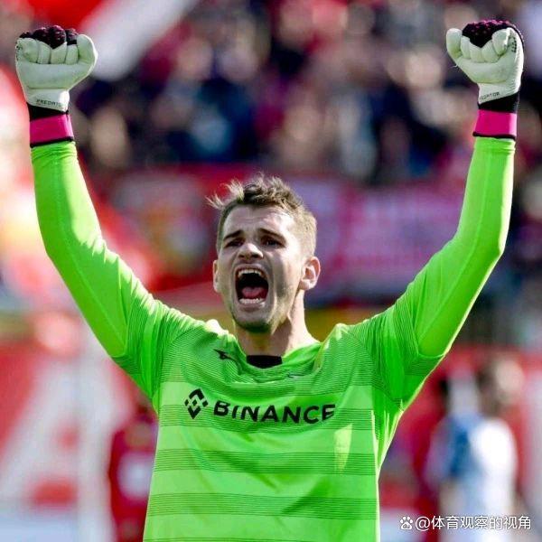 拉齐奥中场压哨绝杀，帮助球队逆转战胜对手的简单介绍