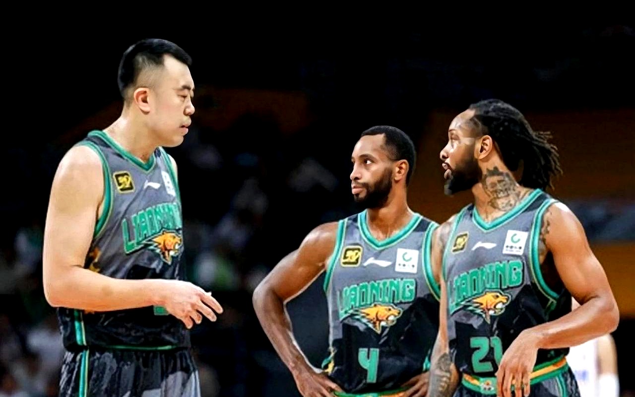 福建队士气高涨，轻松战胜辽宁队