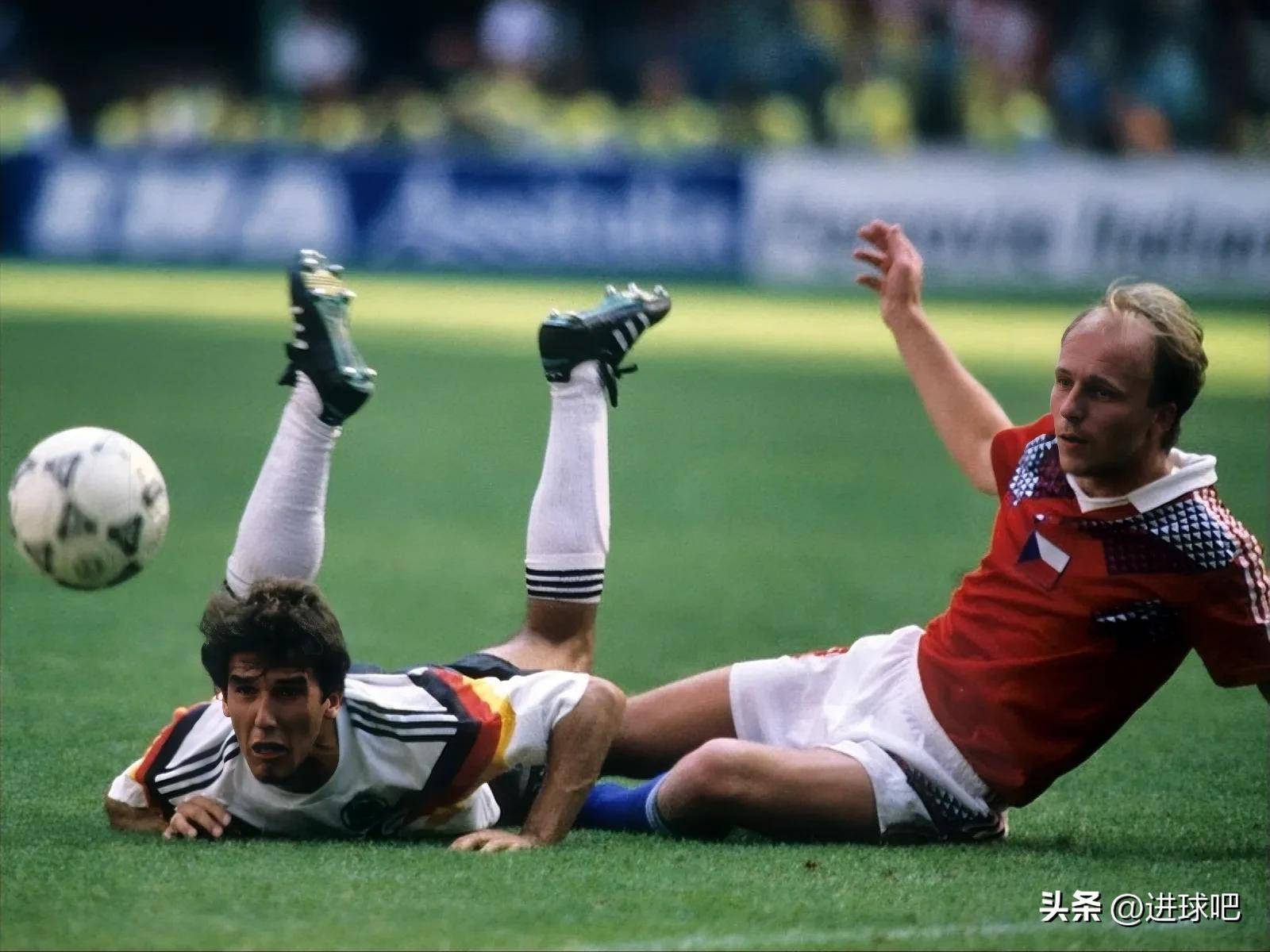 瑞典队在对阵斯洛伐克队的激战中逆转胜利