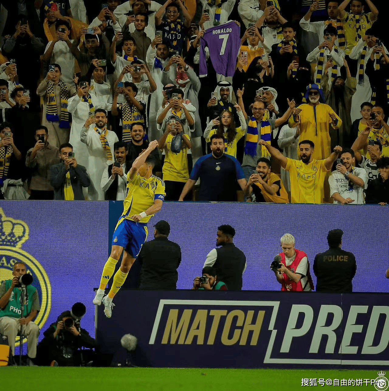 亚冠呼之欲出！C罗领衔多特蒙德进军决赛的简单介绍