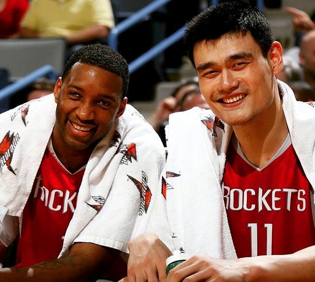 火箭队逆转战胜对手晋级次轮的简单介绍