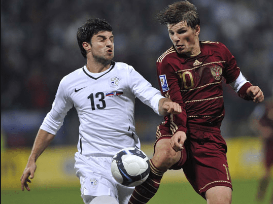 俄罗斯队与斯洛文尼亚队展开对决