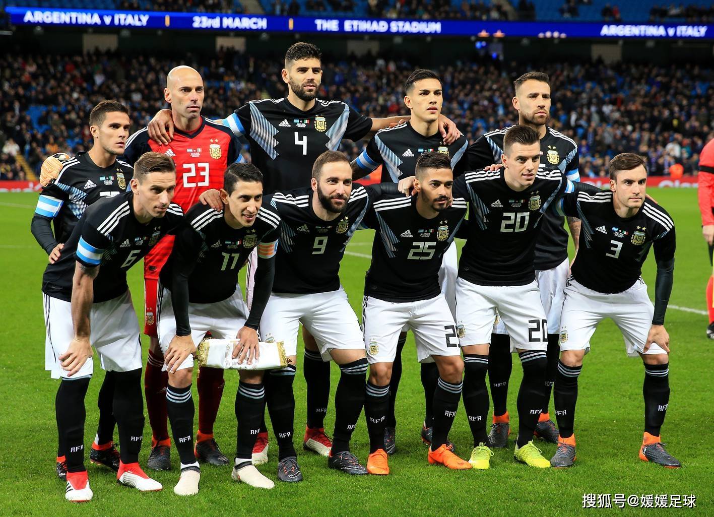 俄罗斯队与斯洛文尼亚队展开对决