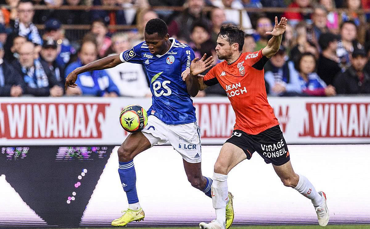 关于里尔主场力克对手，取得胜利的信息