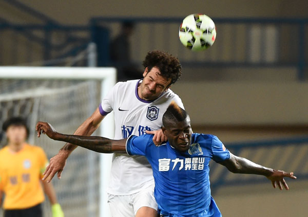 关于泰达击败富力，球员们拼尽全力获得胜利的信息