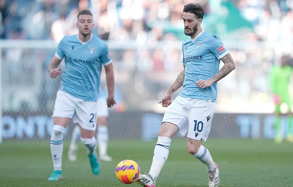 拉齐奥主场击败那不勒斯，表现强劲